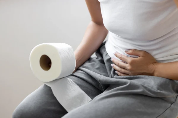 สาเหตุอาการ ปวดท้องบิดเกร็งเป็นพัก ๆ เกิดจากอะไร? 